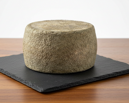 ARGIDDAU (pecorino affinato in crosta d'argilla)