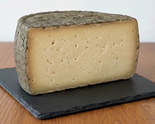 ARGIDDAU (pecorino affinato in crosta d'argilla)