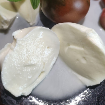 MOZZARELLAPECORELLA (MOZZARELLA DI PECORA)